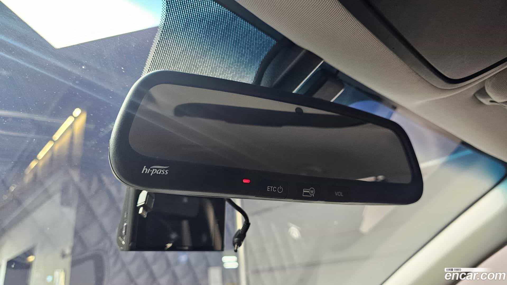 Sorento Kia 2017.6-OPTION-023