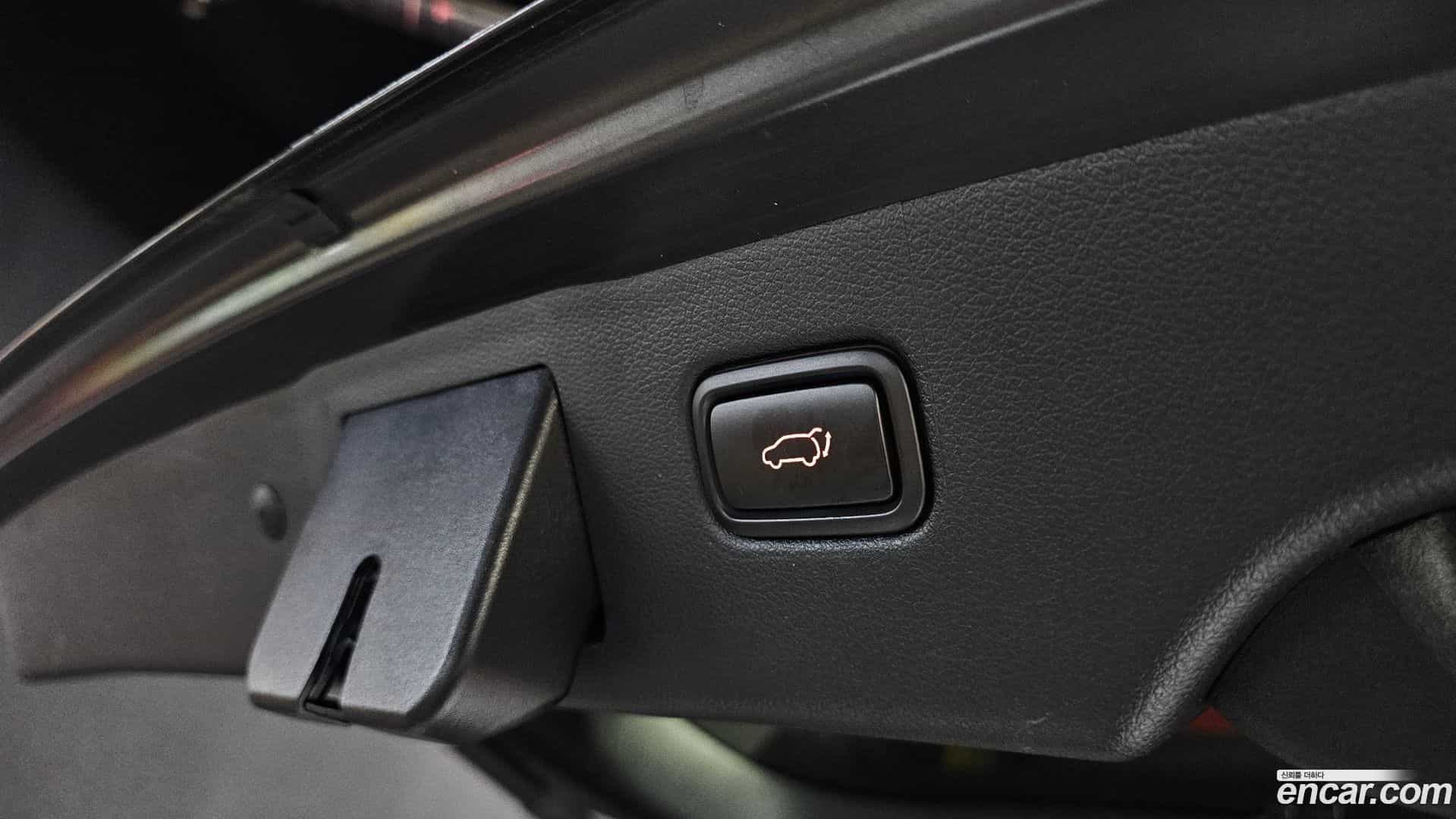 Sorento Kia 2017.6-OPTION-024