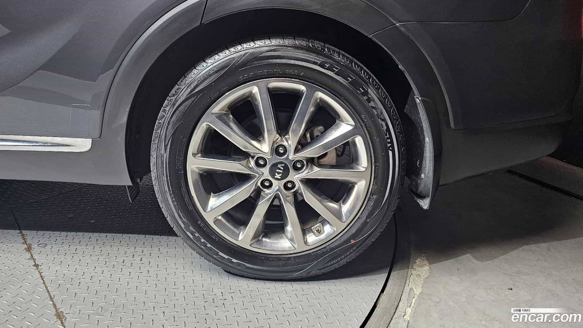 Sorento Kia 2017.6-OUTER-031