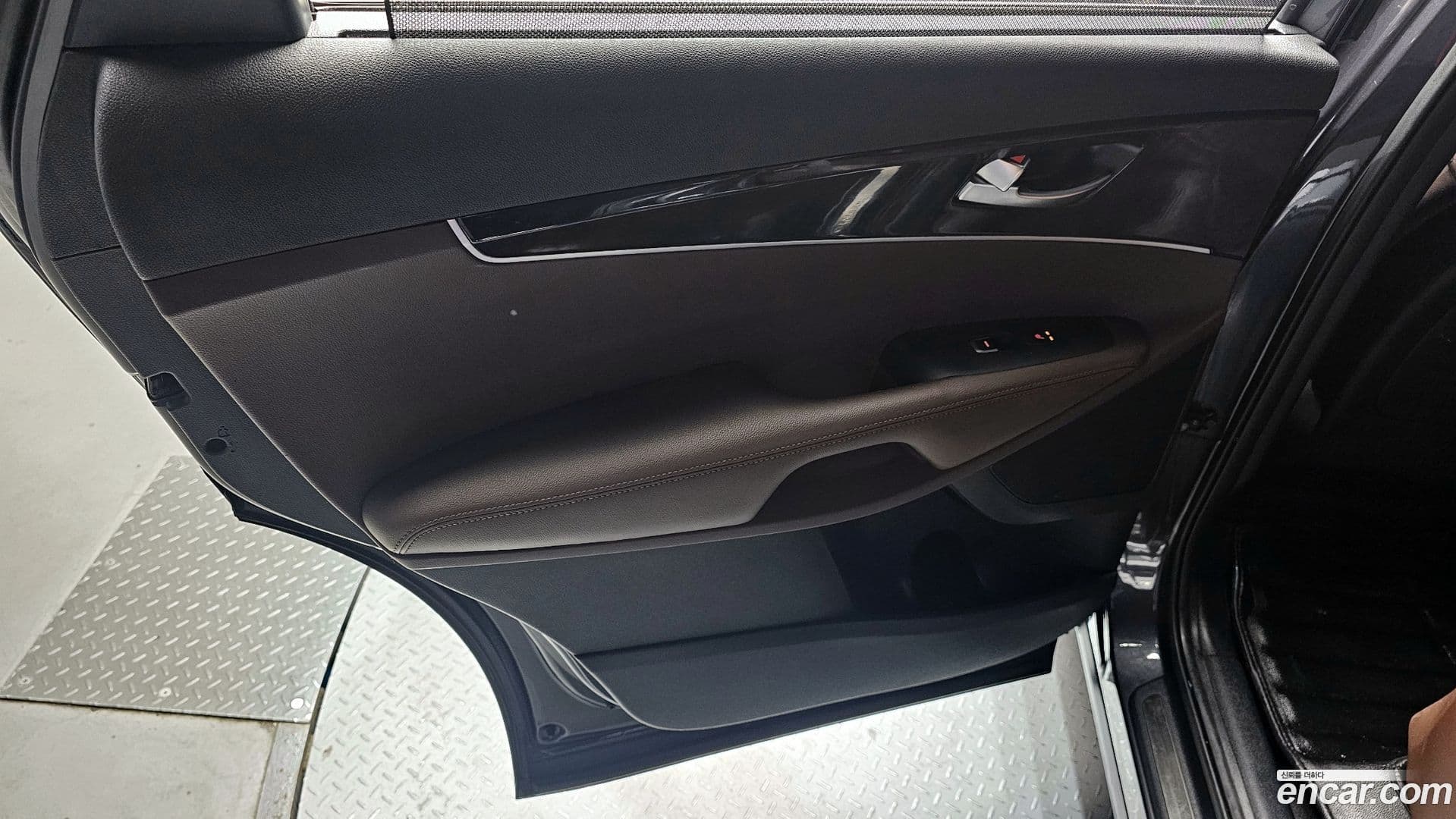 Main__Slider__Photo:Sorento Kia 2017.6-24