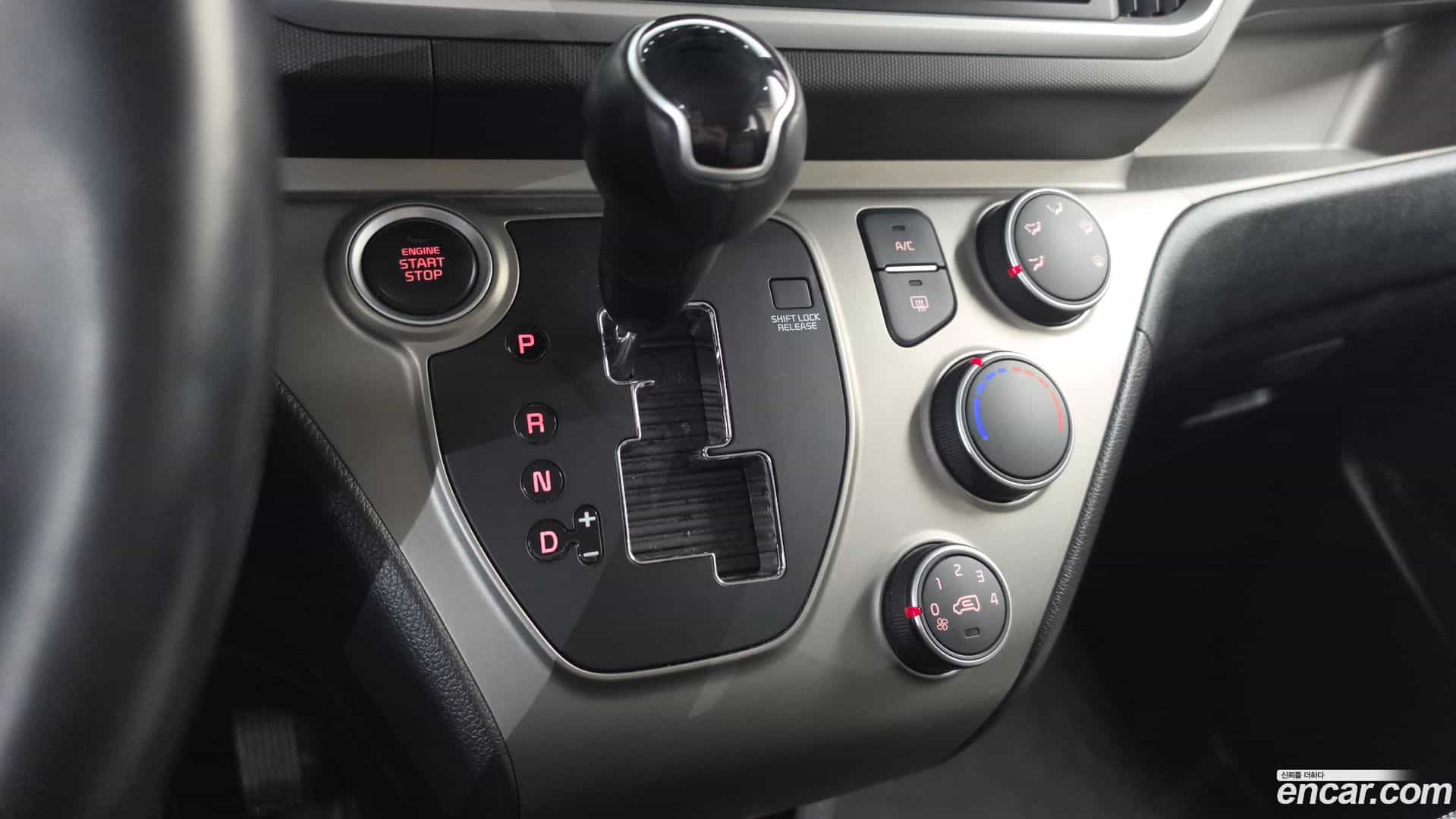 RAY Kia 2021.1-INNER-009