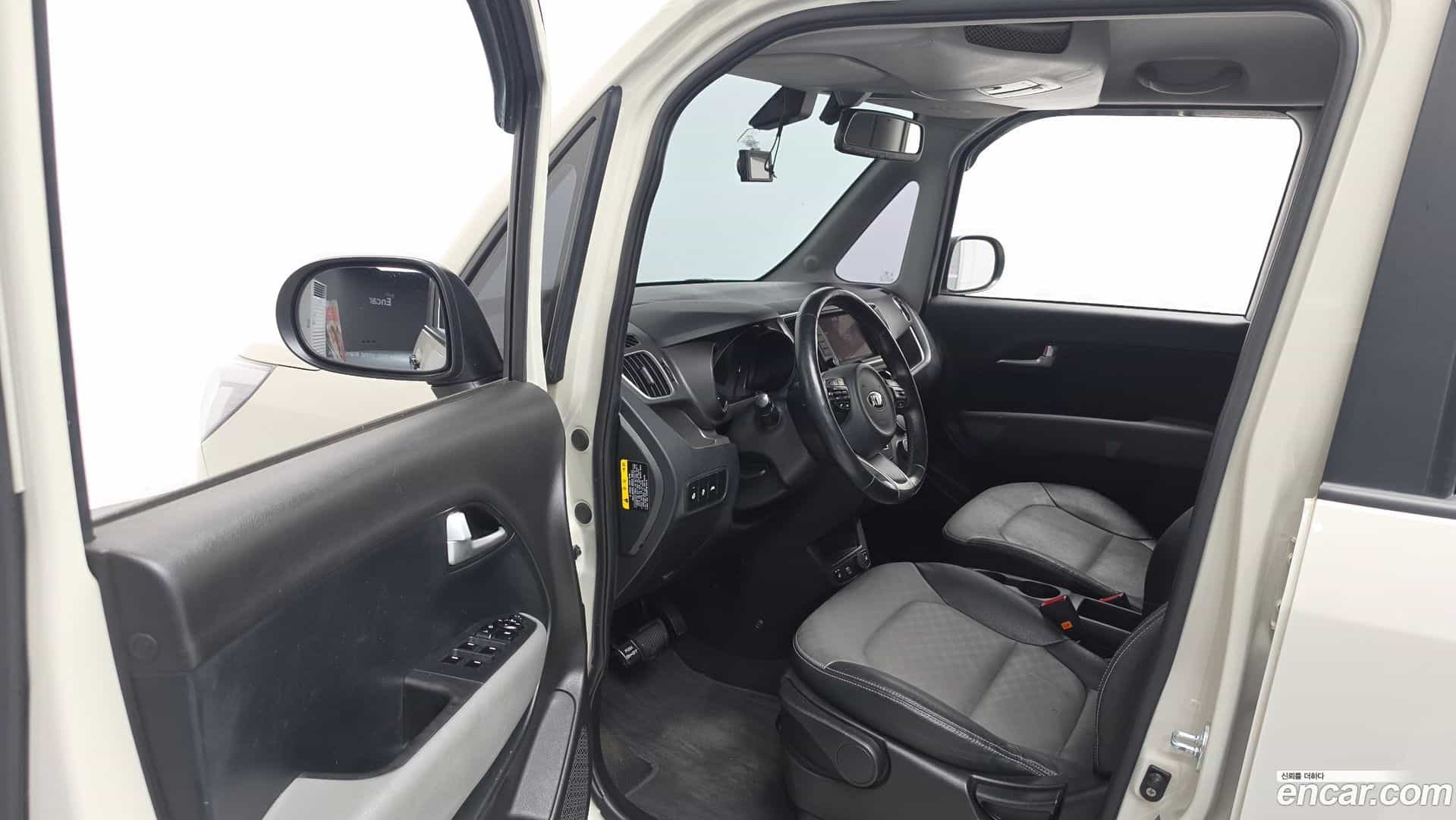 RAY Kia 2021.1-INNER-010