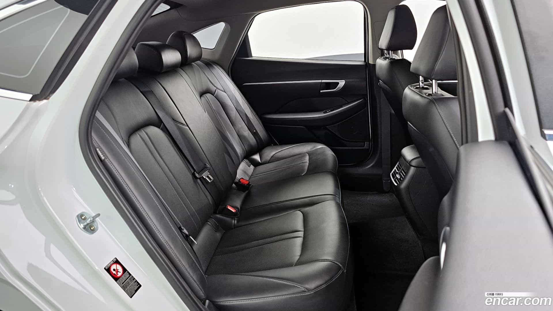 Sonata Hyundai 2019.4-OPTION-015