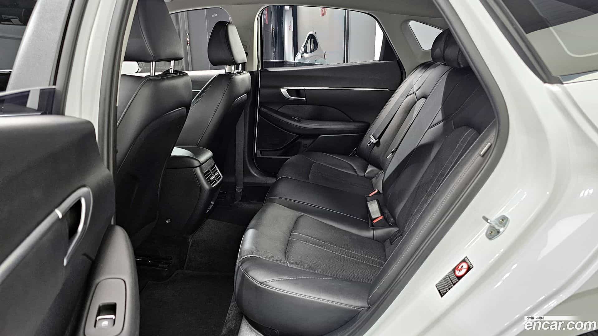 Sonata Hyundai 2019.4-OPTION-016