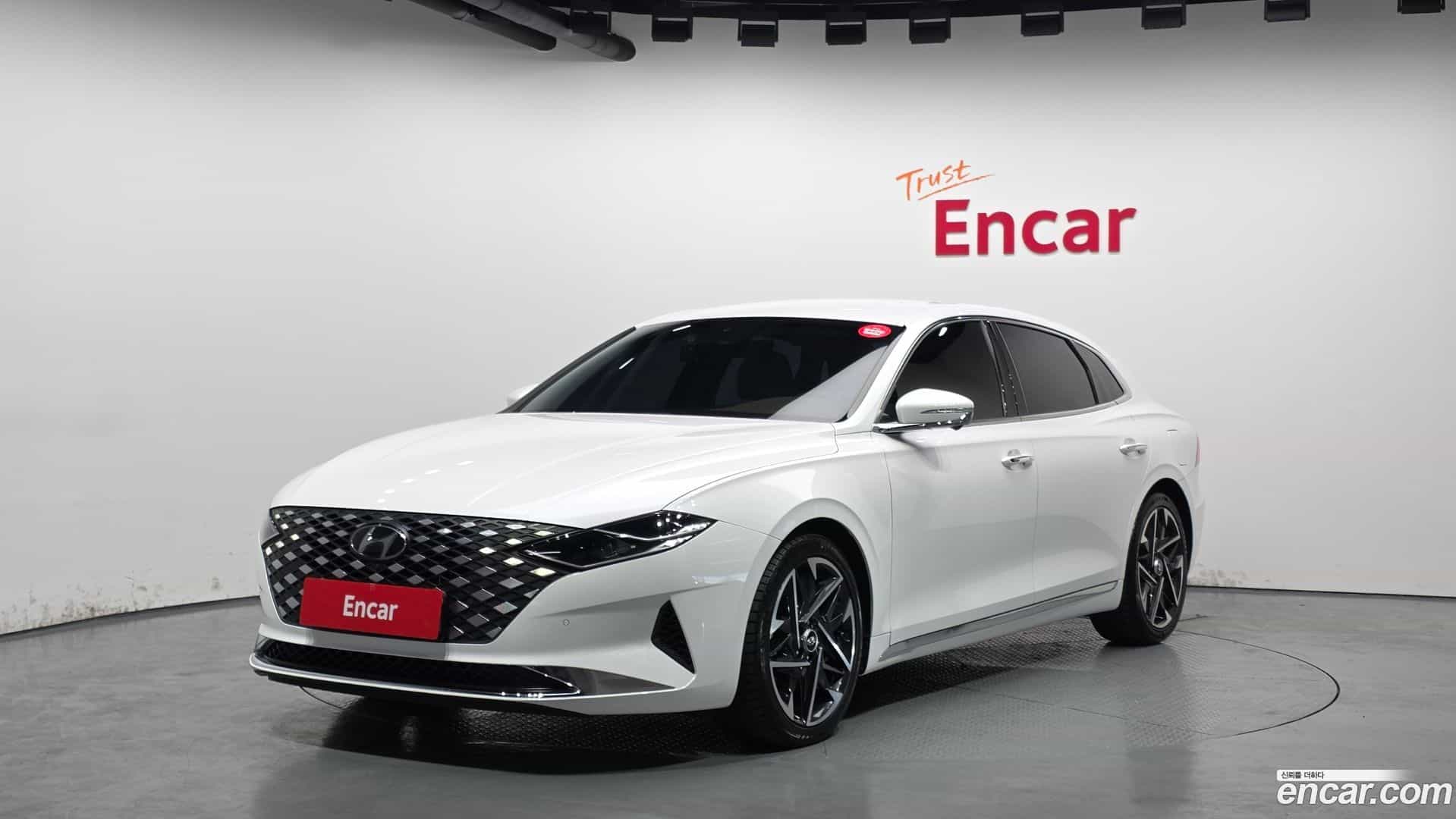 Grandeur Hyundai 2020.5-OUTER-001