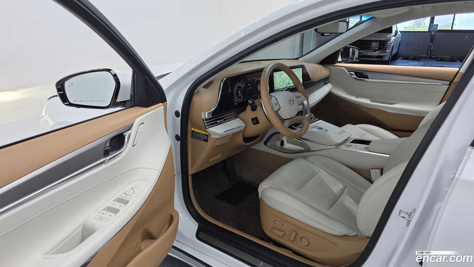 Grandeur Hyundai 2020.5-INNER-010
