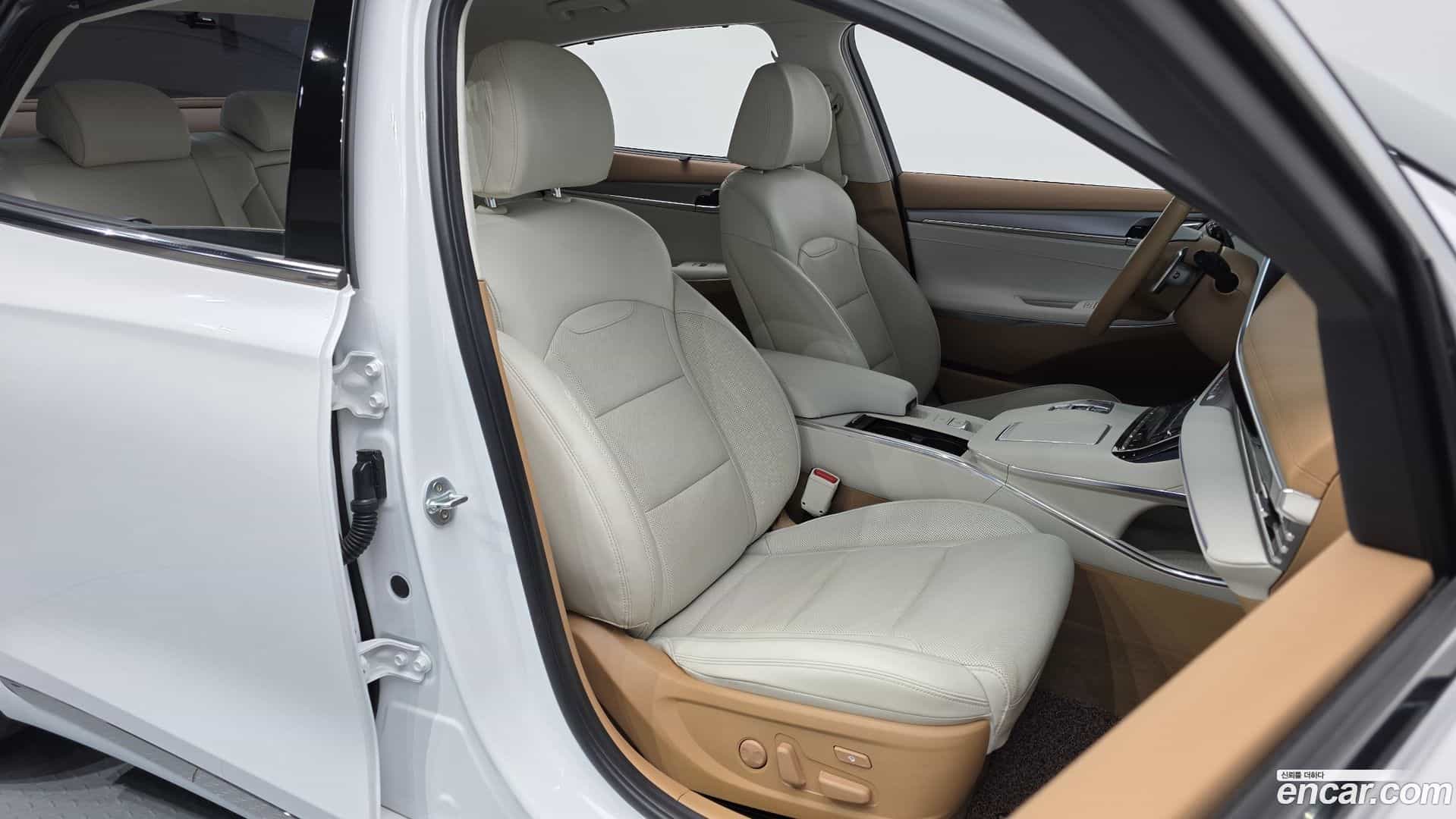 Grandeur Hyundai 2020.5-OPTION-016