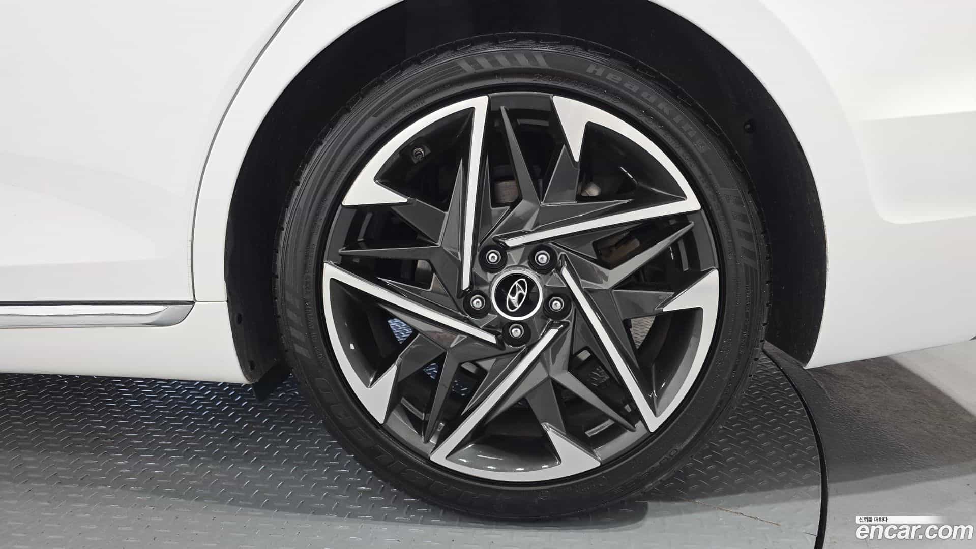 Grandeur Hyundai 2020.5-OUTER-031