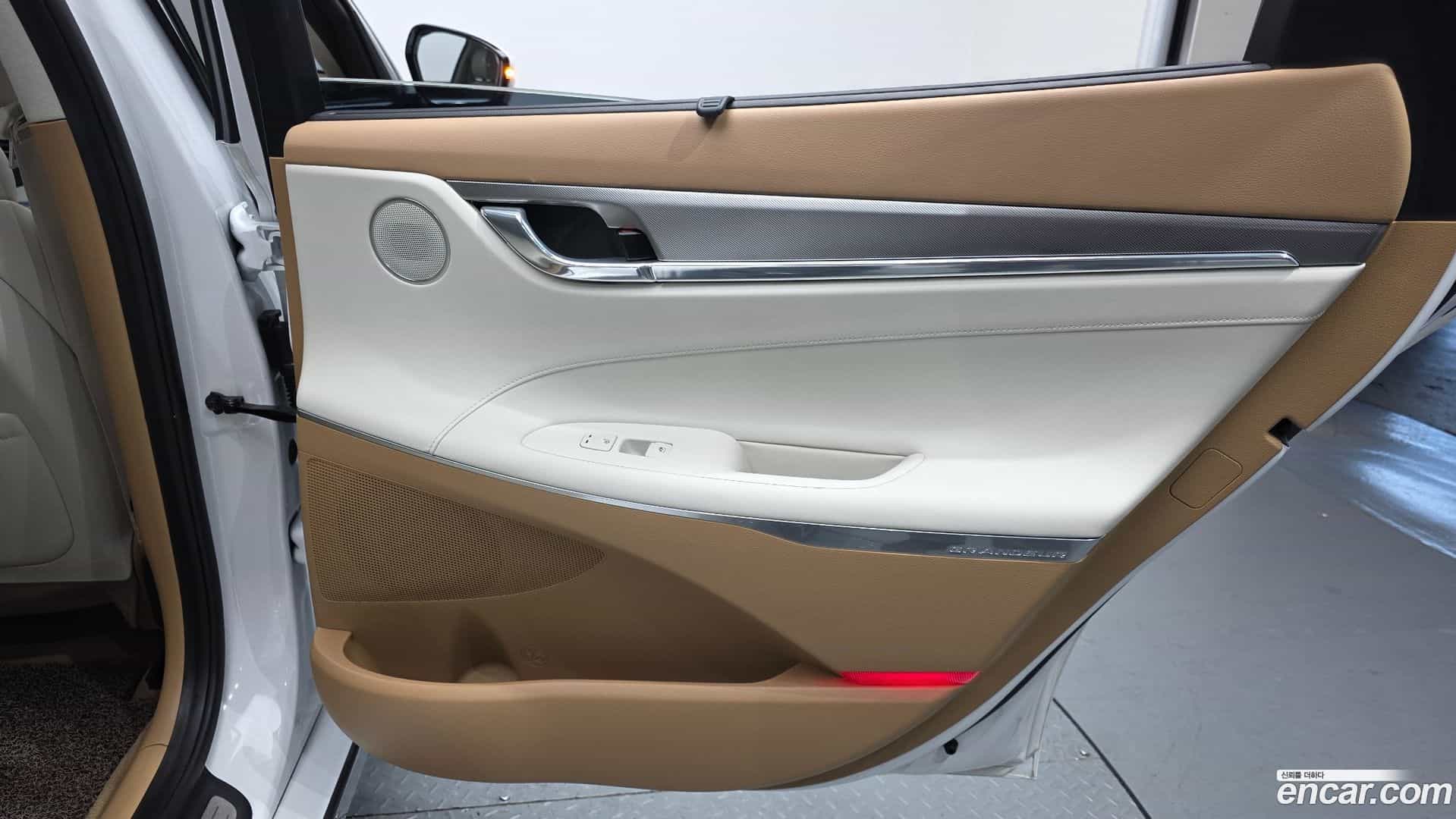 Grandeur Hyundai 2020.5-OPTION-044