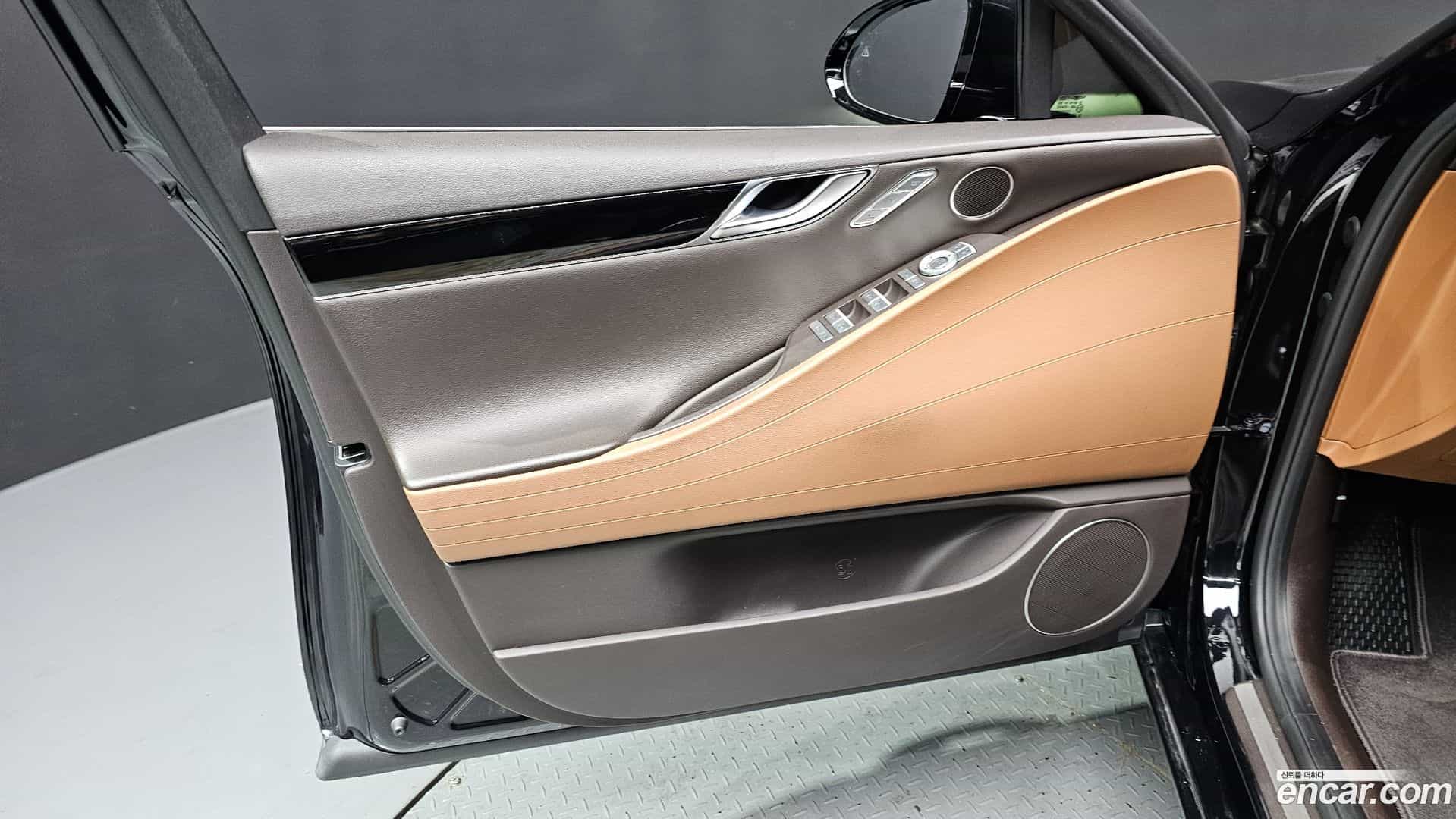 G80 Genesis 2022.6-INNER-034