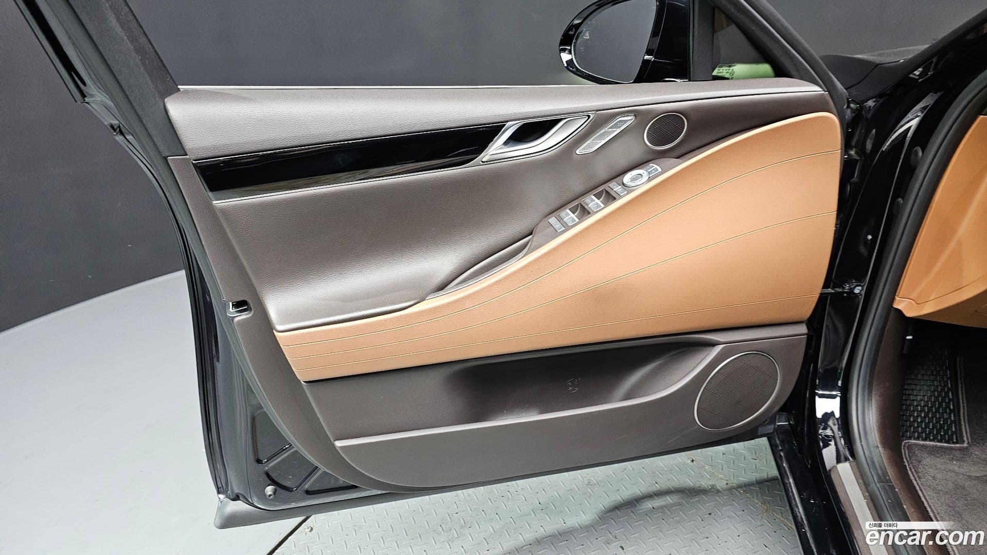 Main__Slider__Photo:G80 Genesis 2022.6-23