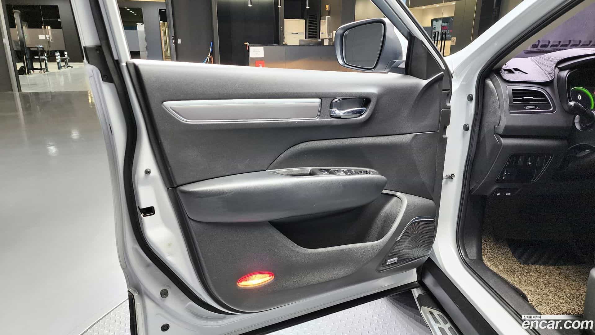 QM6 Renault Korea 2017.9-INNER-034