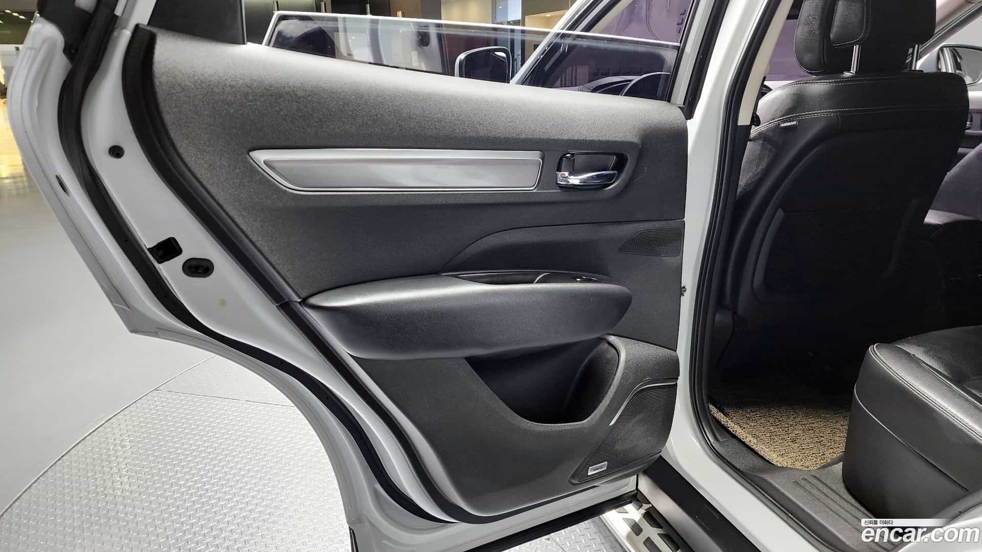 QM6 Renault Korea 2017.9-INNER-035