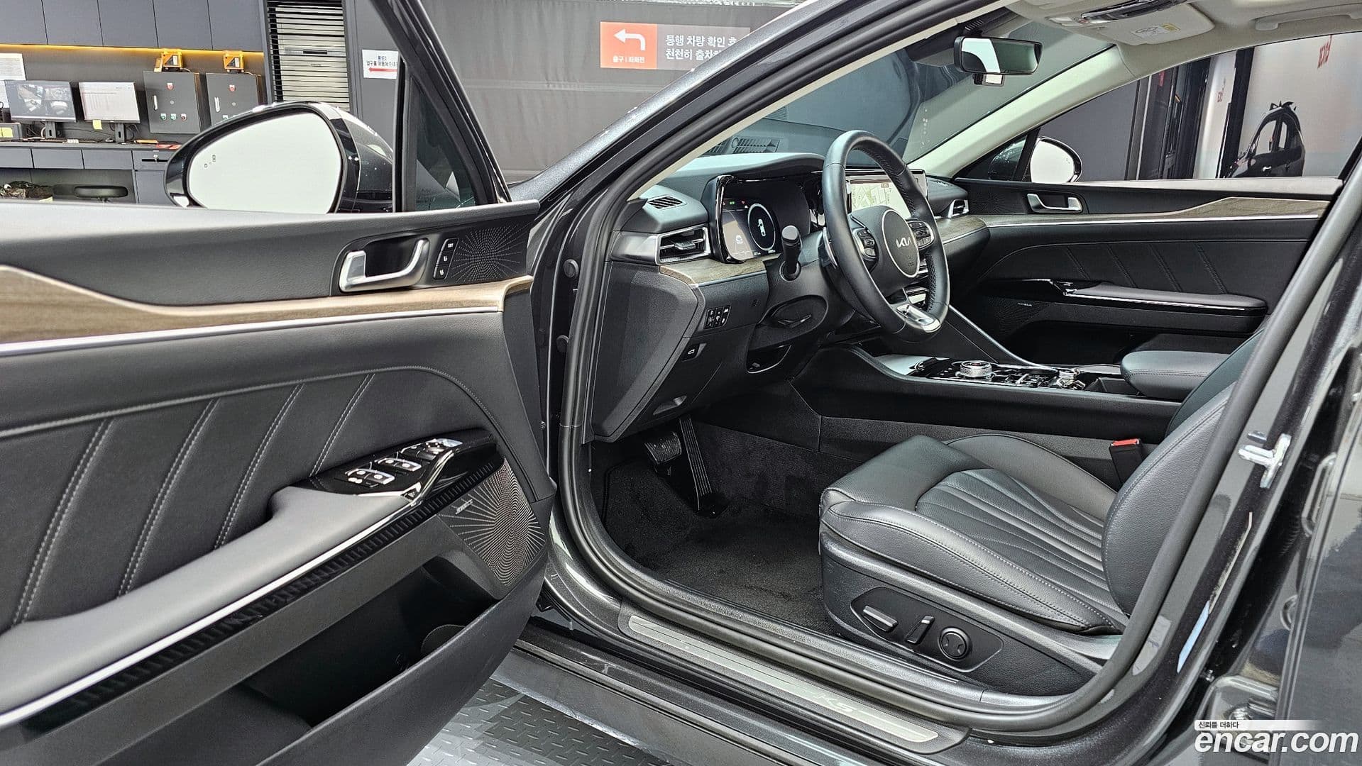 Main__Slider__Photo:K5 Kia 2022.0-9