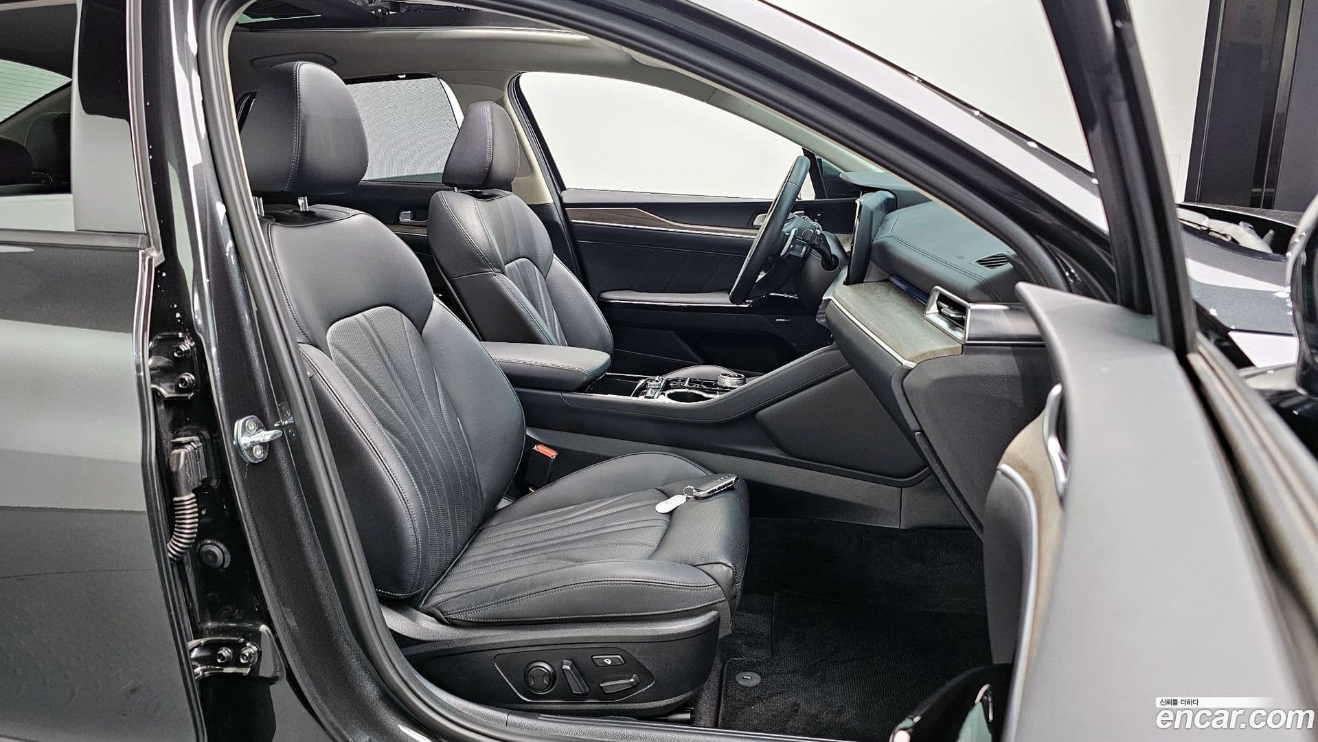 Main__Slider__Photo:K5 Kia 2022.0-25