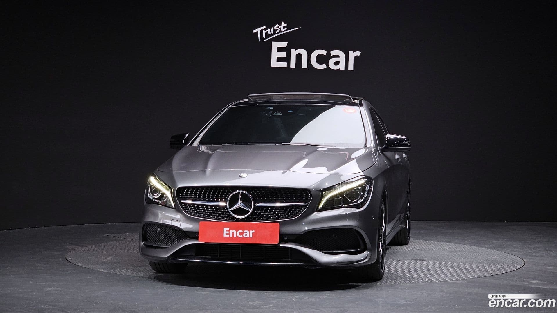 Main__Slider__Photo:CLA-Class Mercedes-Benz 2017.7-2