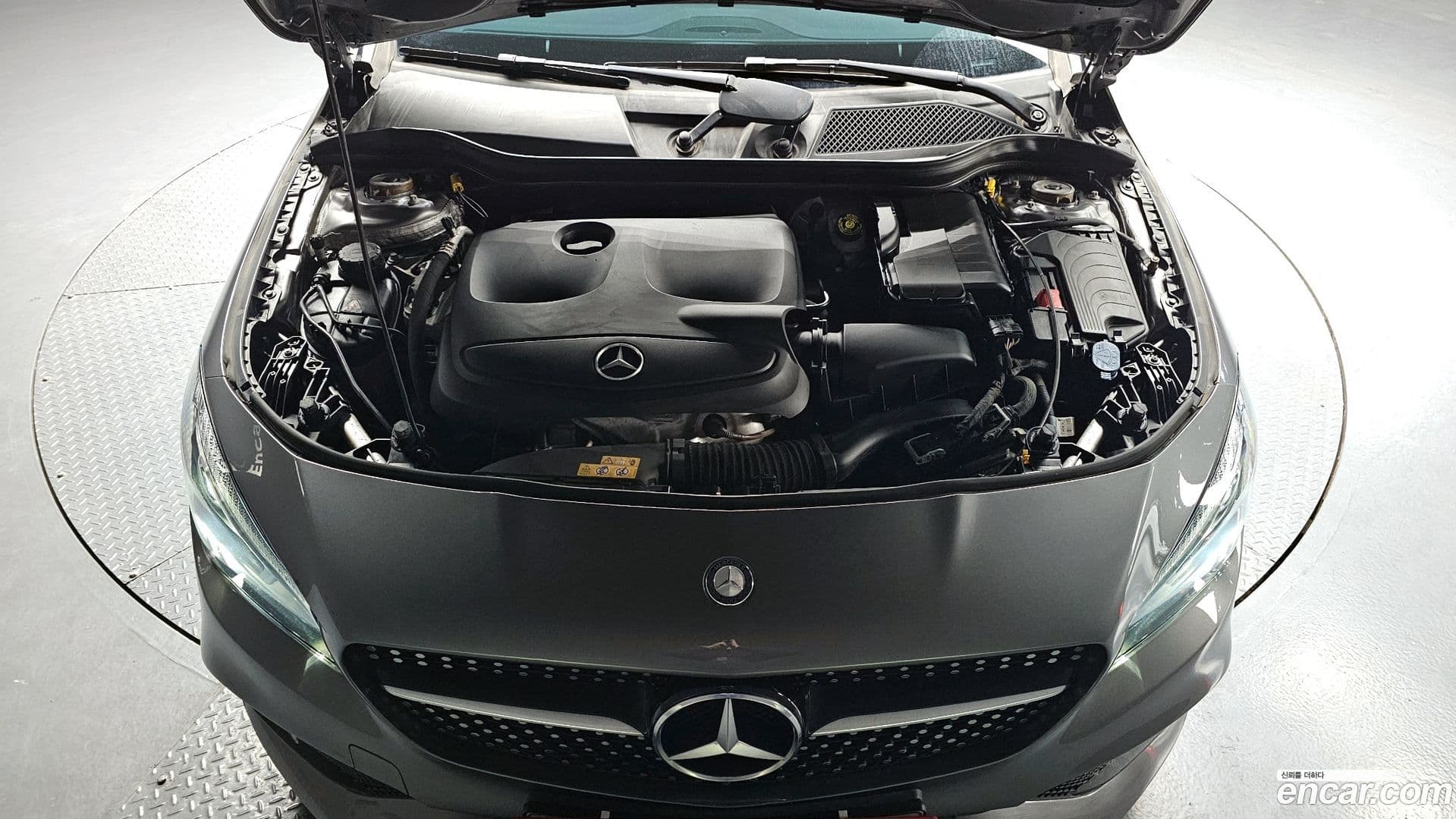 Main__Slider__Photo:CLA-Class Mercedes-Benz 2017.7-5