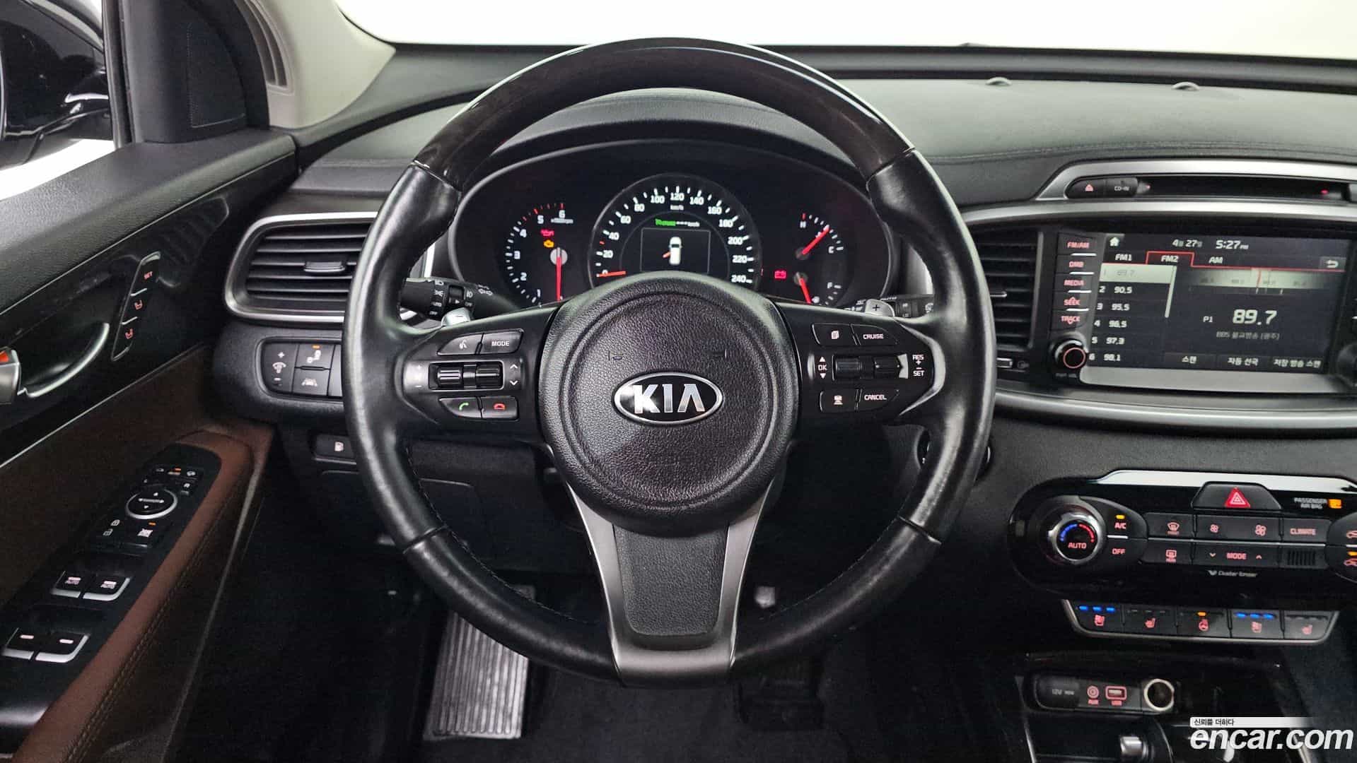 Sorento Kia 2016.4-OPTION-016
