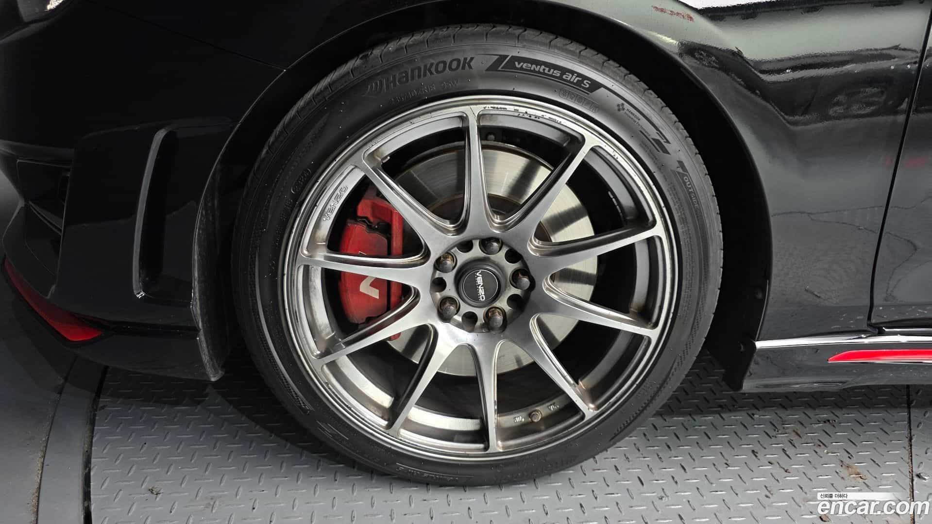Veloster Hyundai 2018.7-OUTER-005