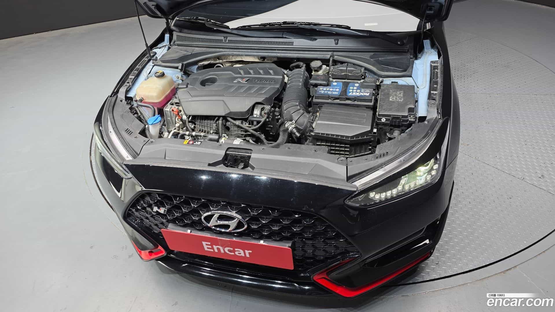 Veloster Hyundai 2018.7-OUTER-006