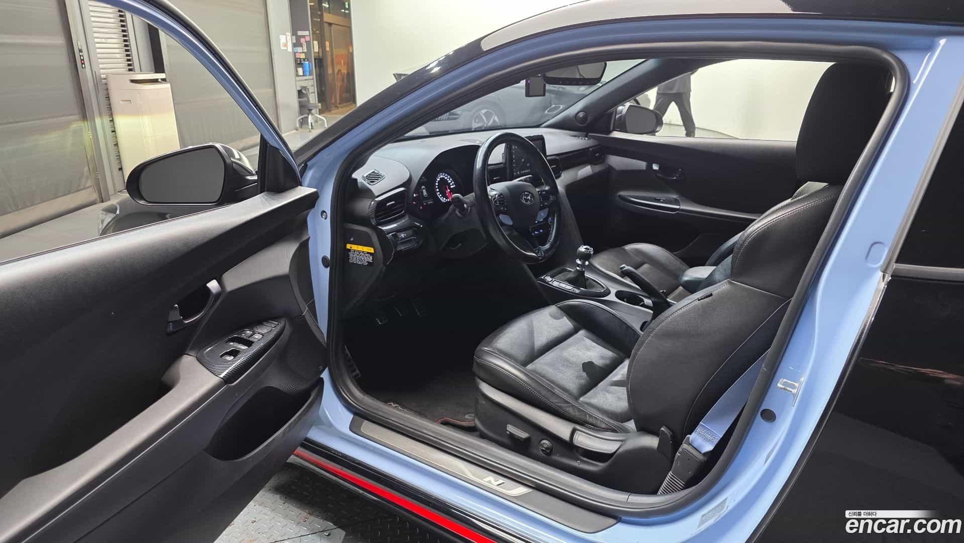Veloster Hyundai 2018.7-INNER-010