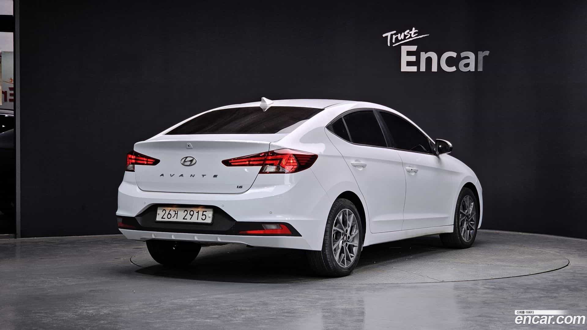 AVANTE Hyundai 2019.5-OUTER-002
