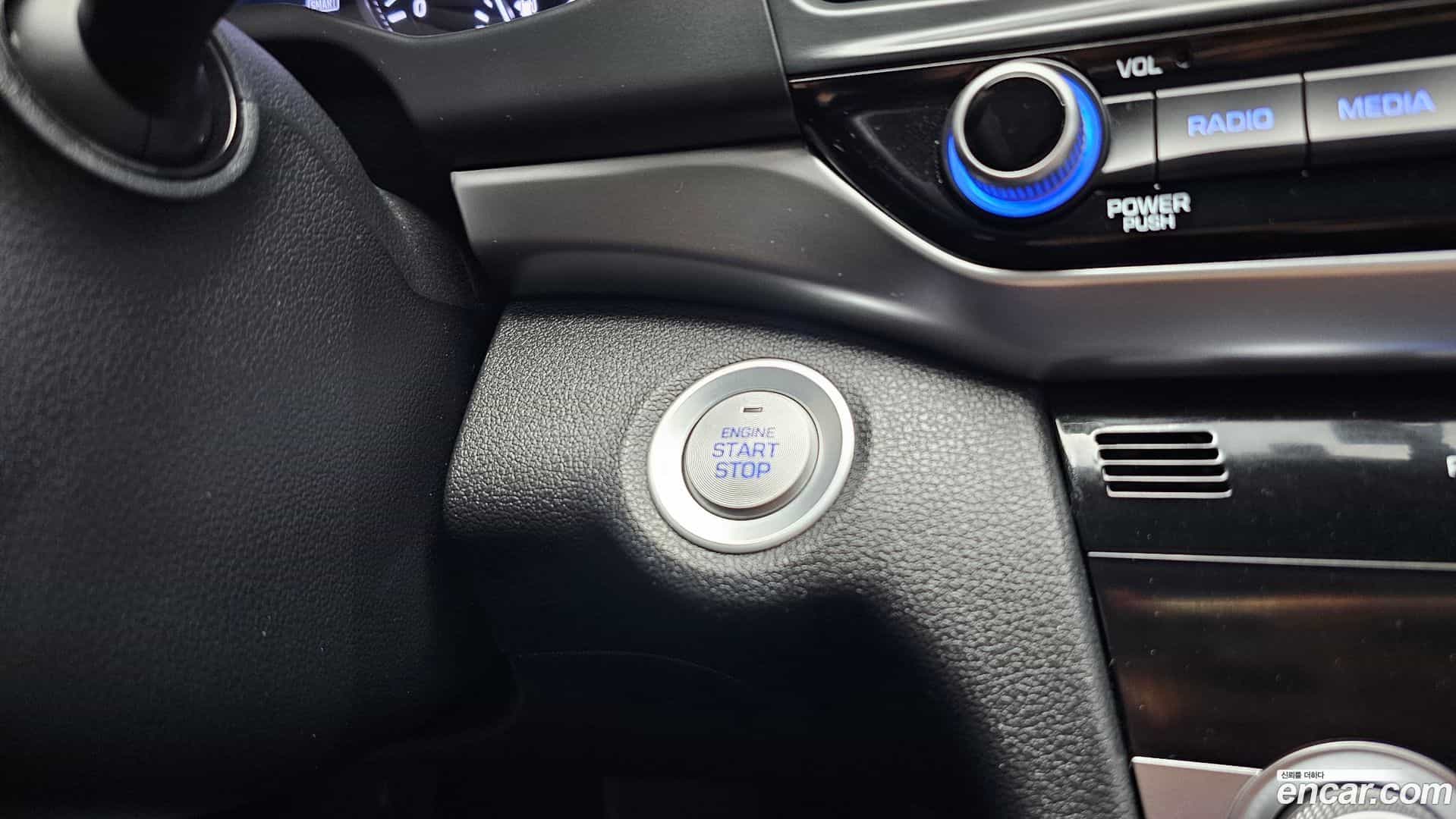 AVANTE Hyundai 2019.5-OPTION-042