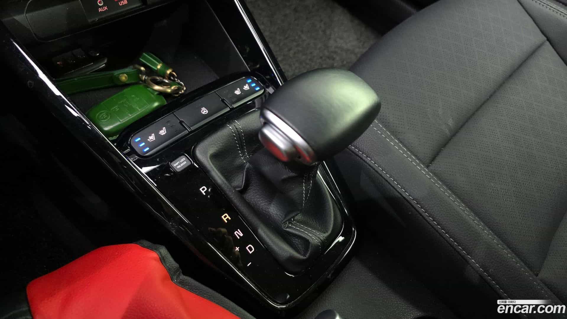 Stonic Kia 2019.2-INNER-009