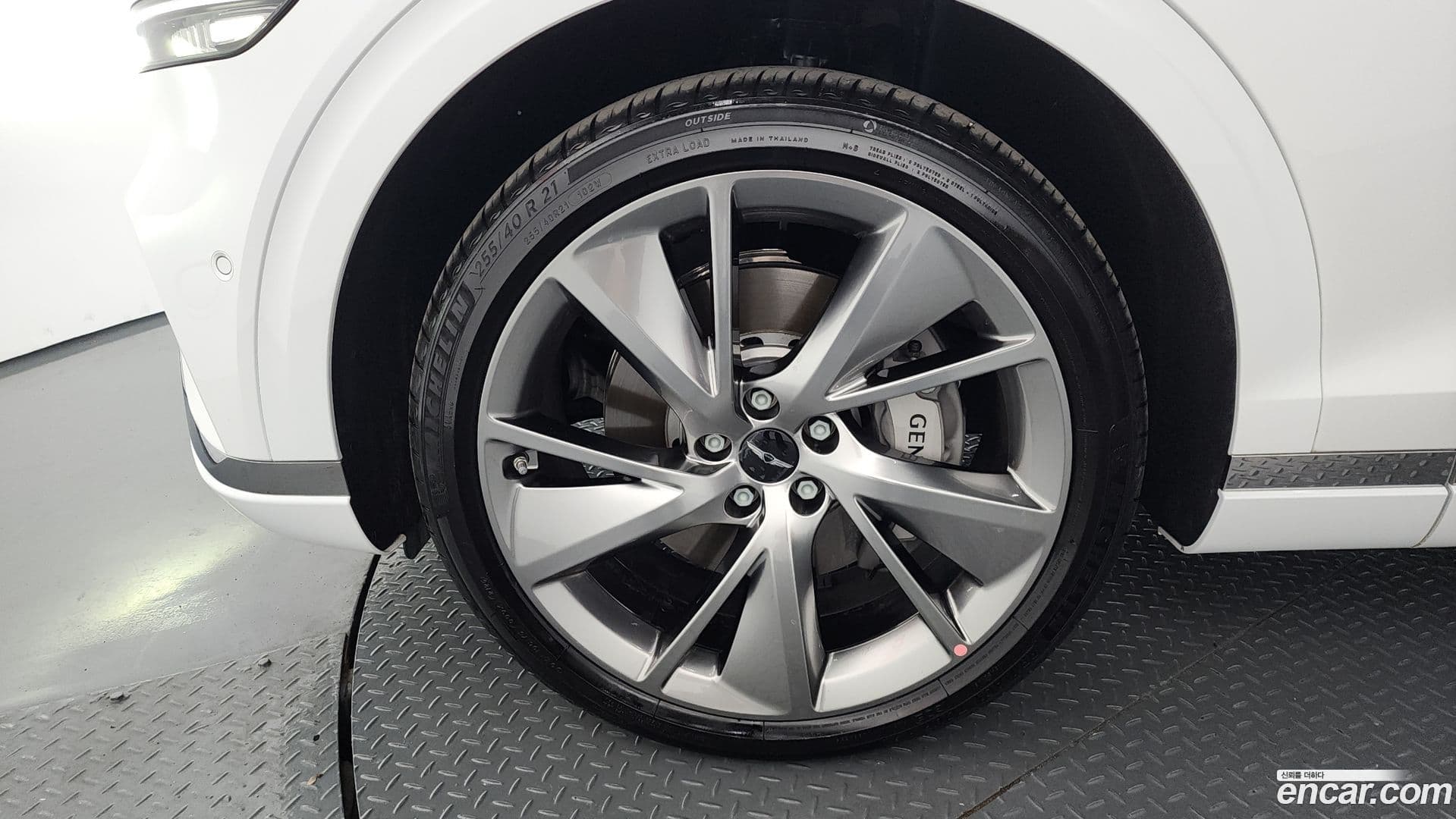 Main__Slider__Photo:GV70 Genesis 2025.6-4