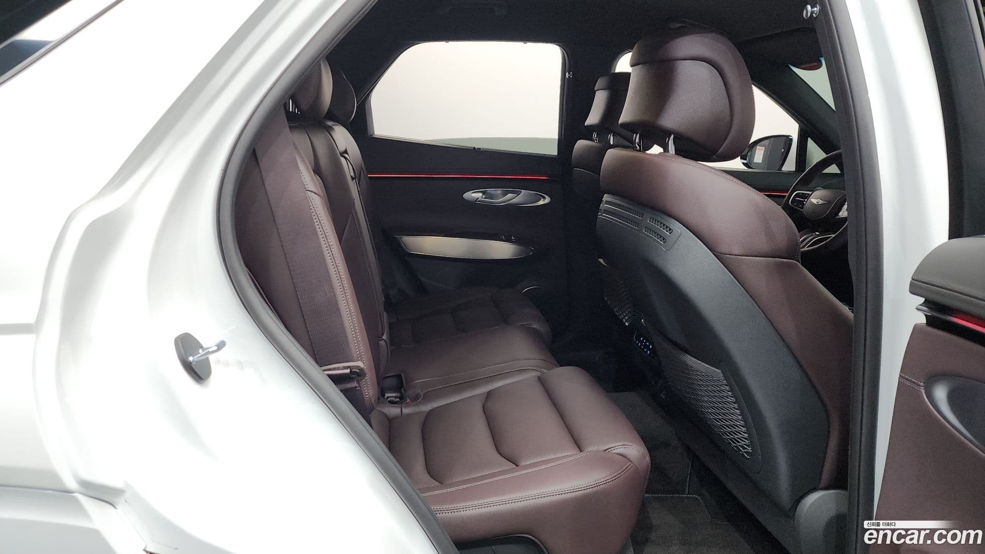 Main__Slider__Photo:GV70 Genesis 2025.6-11