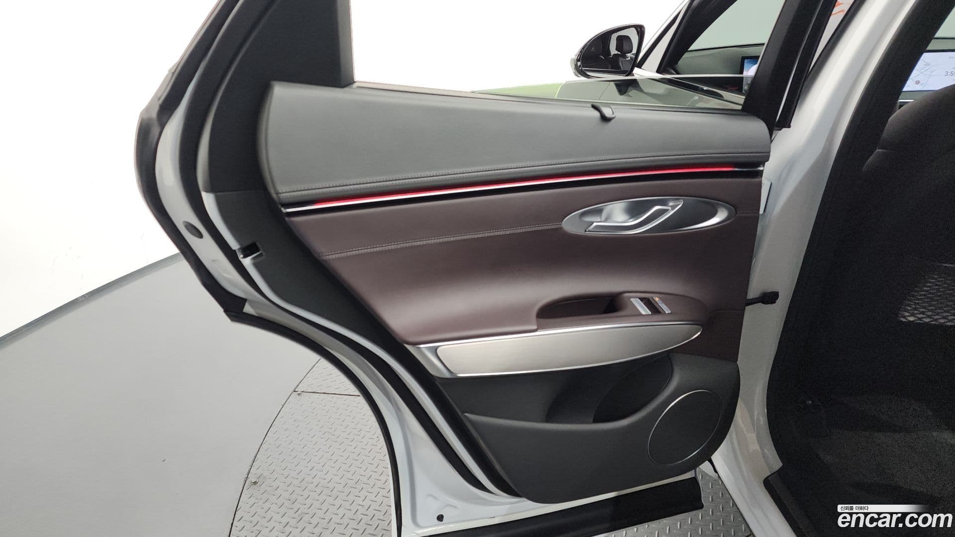 Main__Slider__Photo:GV70 Genesis 2025.6-24