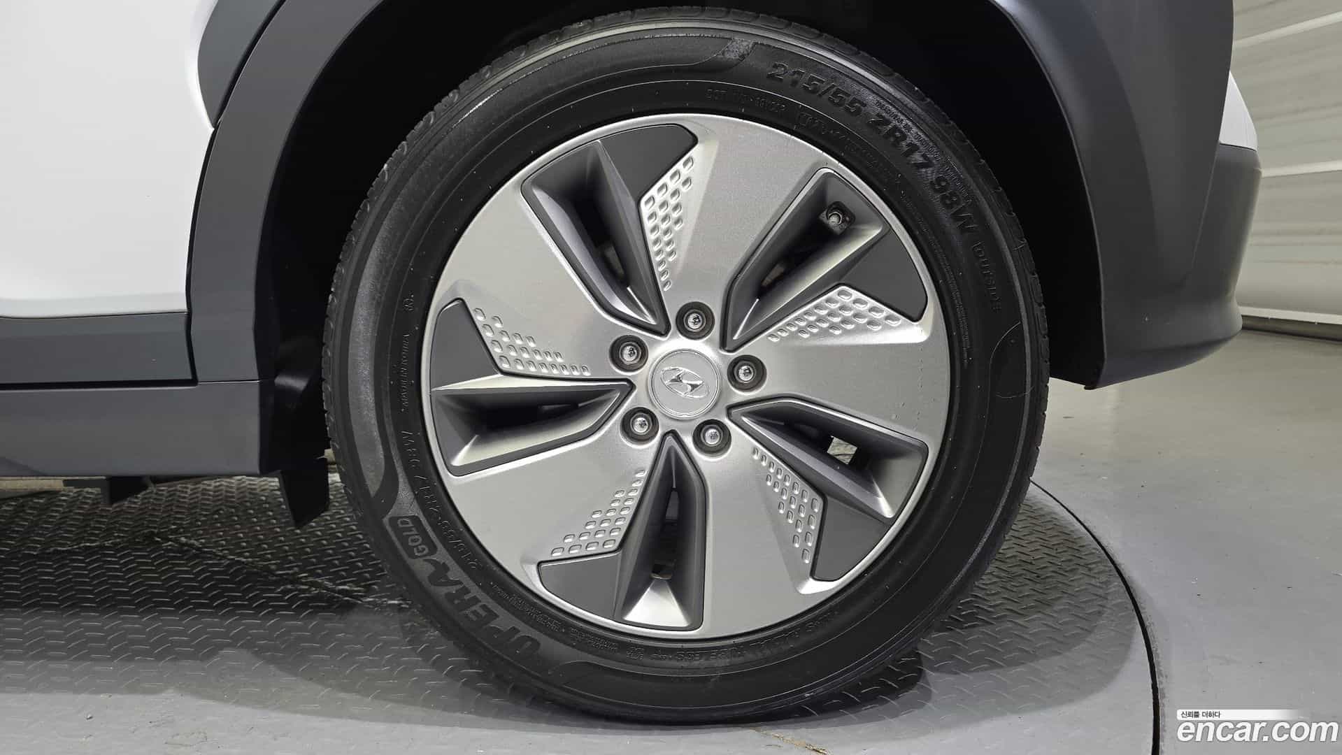 Kona Hyundai 2019.2-OUTER-031