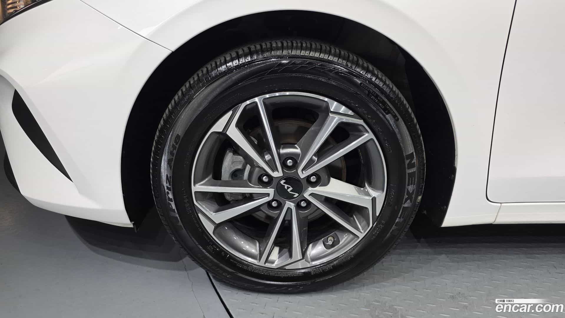 K3 Kia 2024.0-OUTER-005