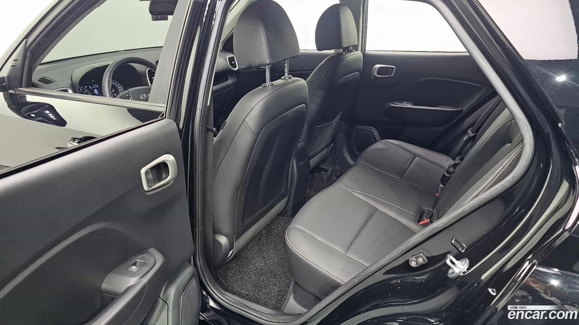 Venue Hyundai 2021.6-OPTION-016