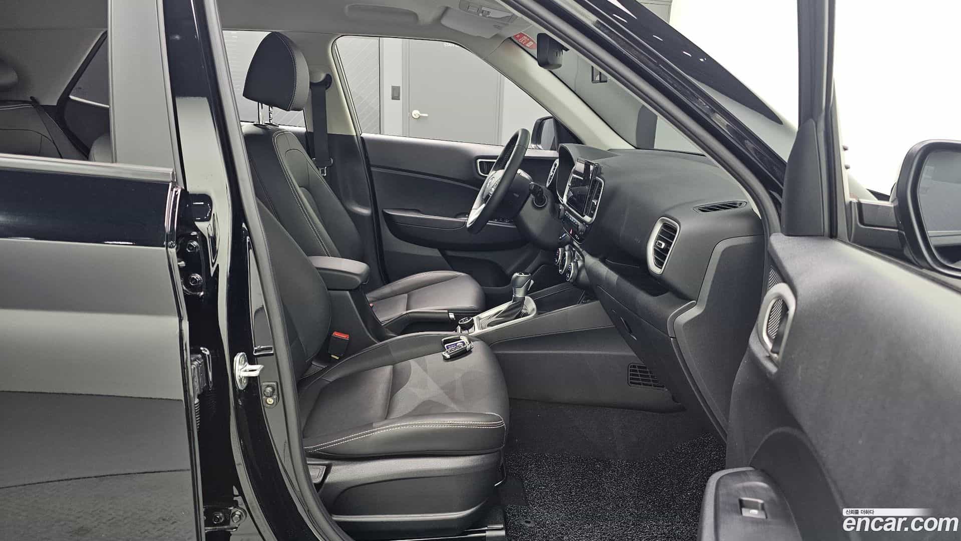 Venue Hyundai 2021.6-INNER-036