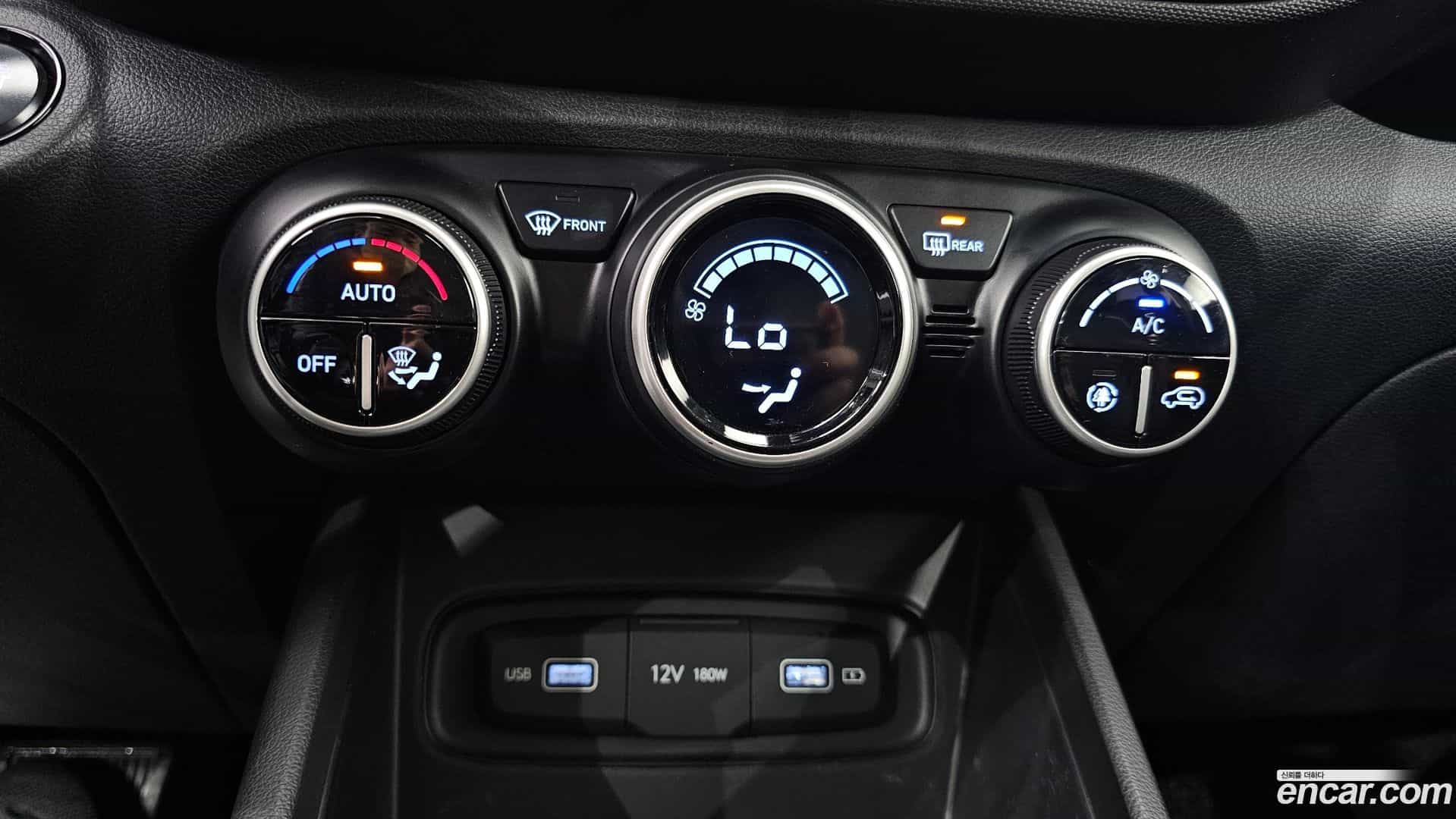 Venue Hyundai 2021.6-OPTION-043