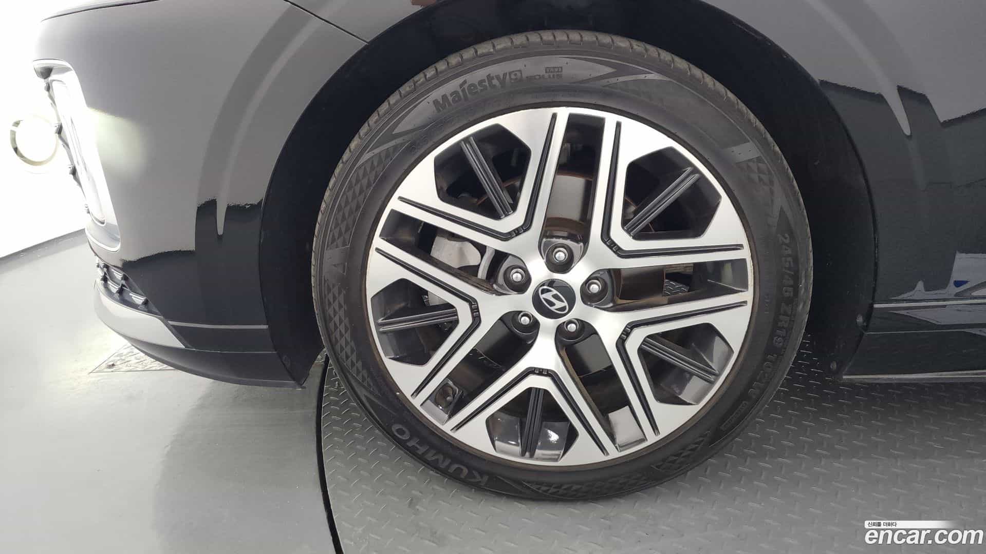 Grandeur Hyundai 2022.11-OUTER-005