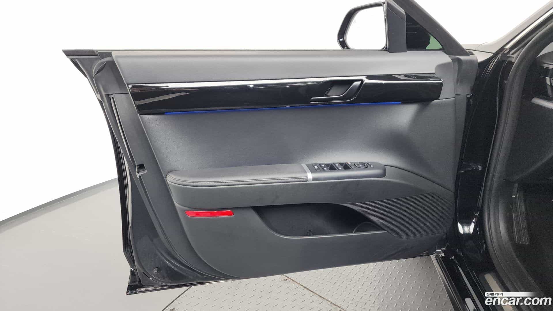 Grandeur Hyundai 2022.11-INNER-034