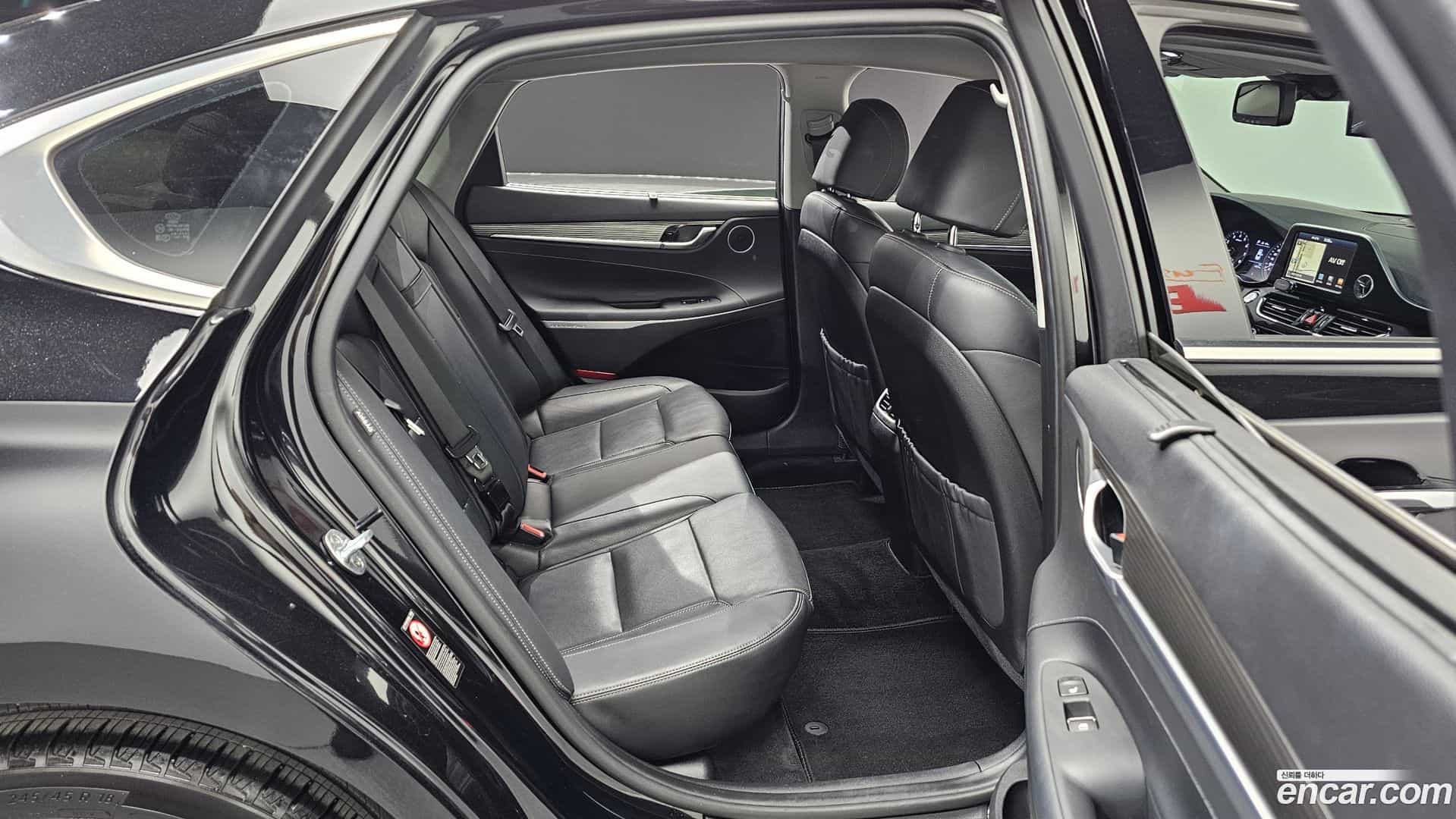 Grandeur Hyundai 2017.7-OPTION-016