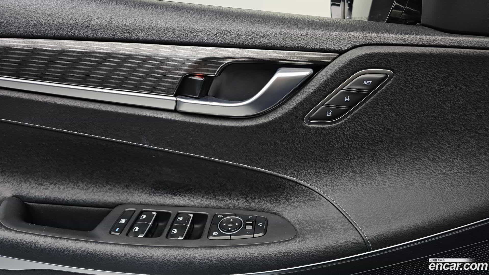 Grandeur Hyundai 2017.7-OPTION-021