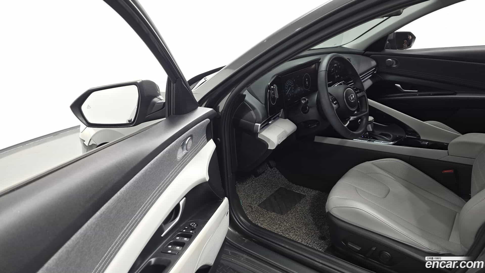 AVANTE Hyundai 2022.11-INNER-010