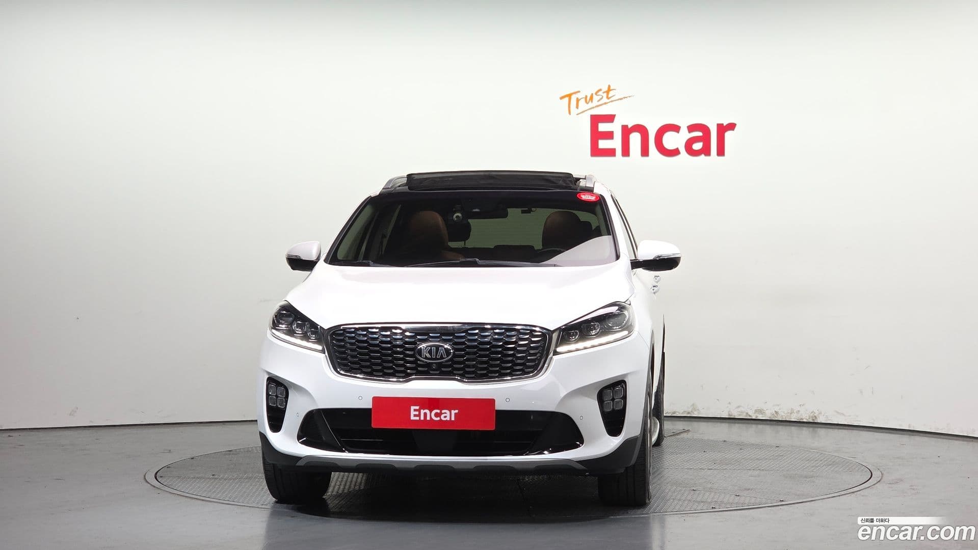 Main__Slider__Photo:Sorento Kia 2017.9-2