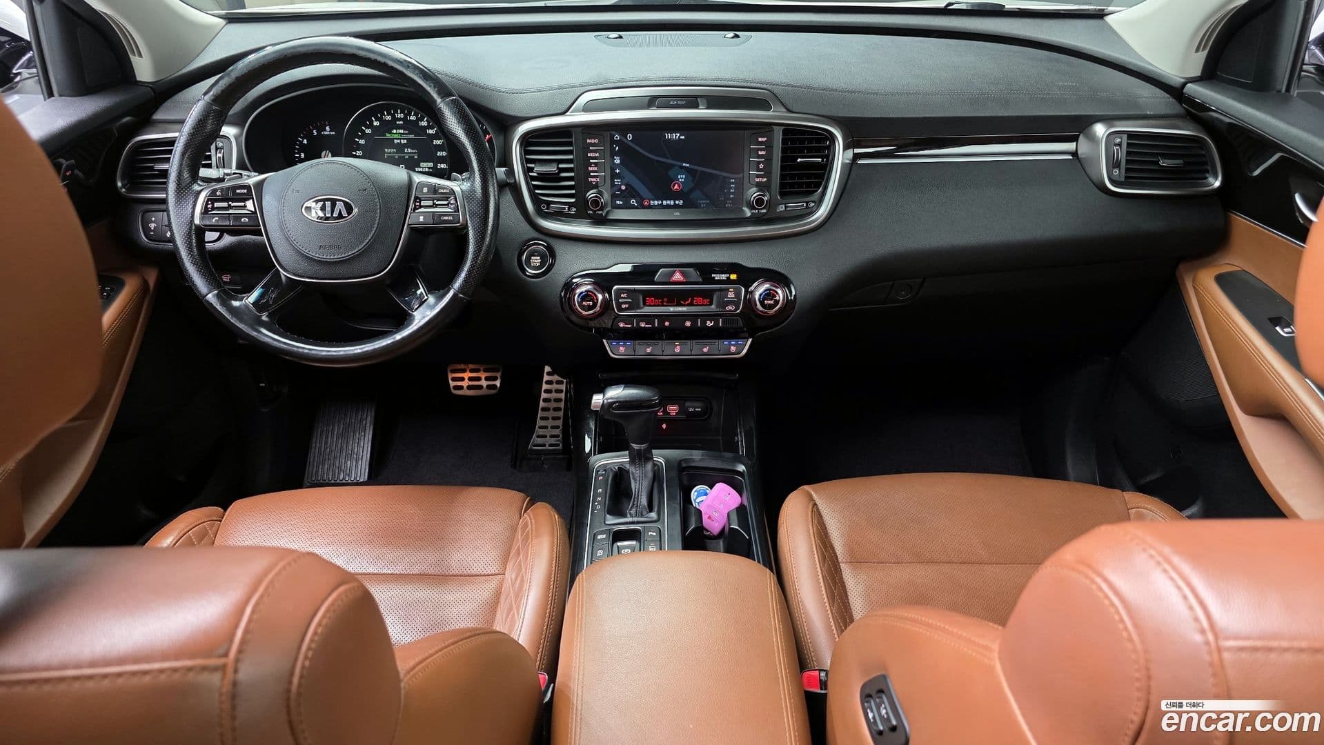 Main__Slider__Photo:Sorento Kia 2017.9-6