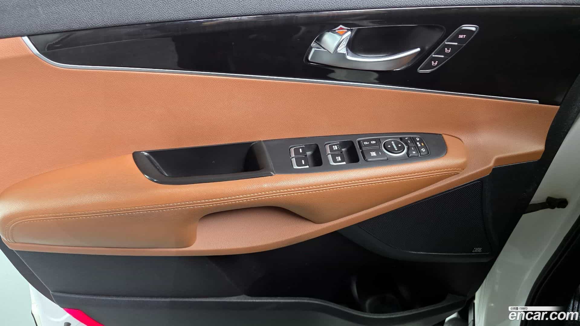Sorento Kia 2017.9-INNER-035