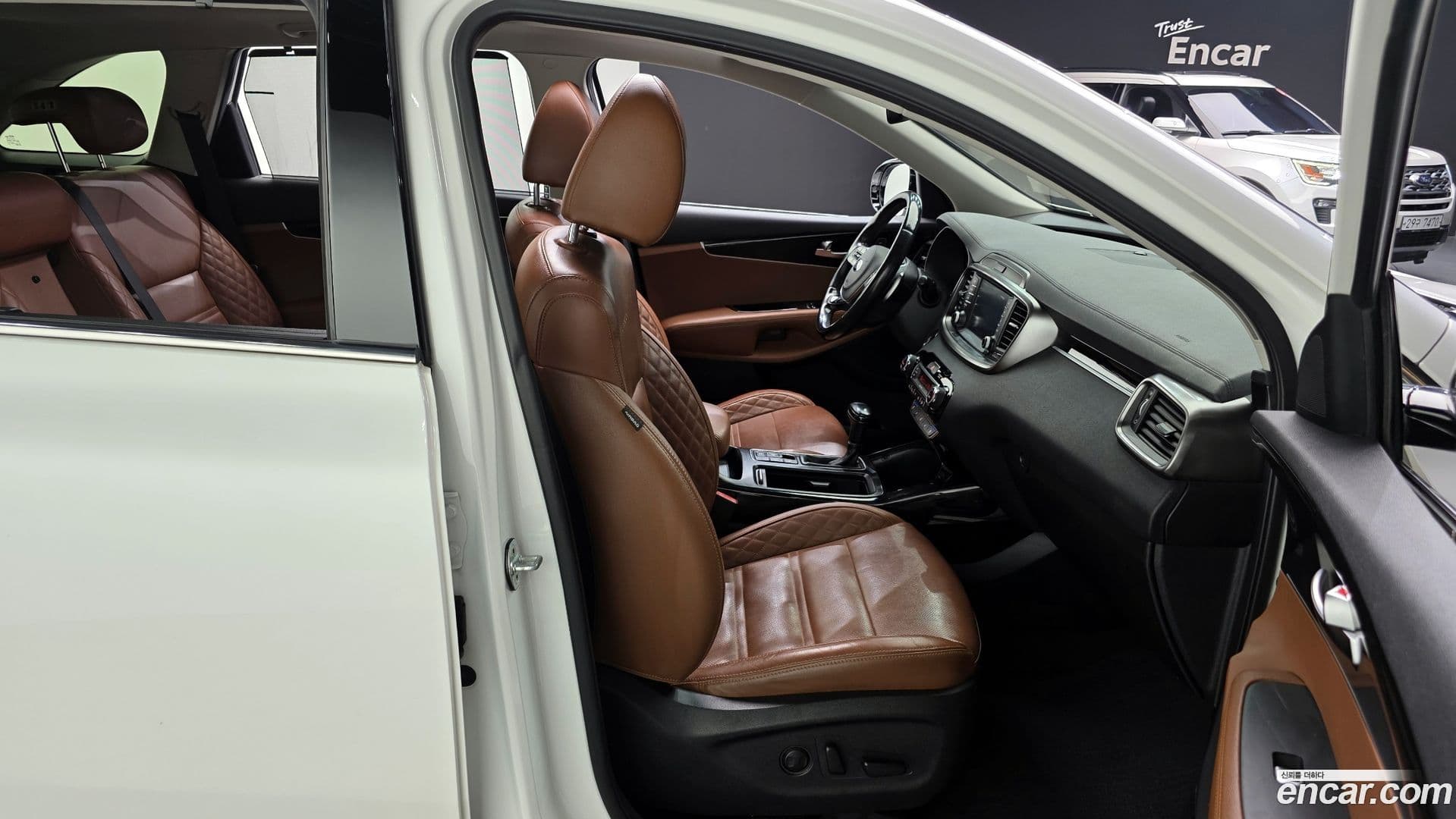 Main__Slider__Photo:Sorento Kia 2017.9-25