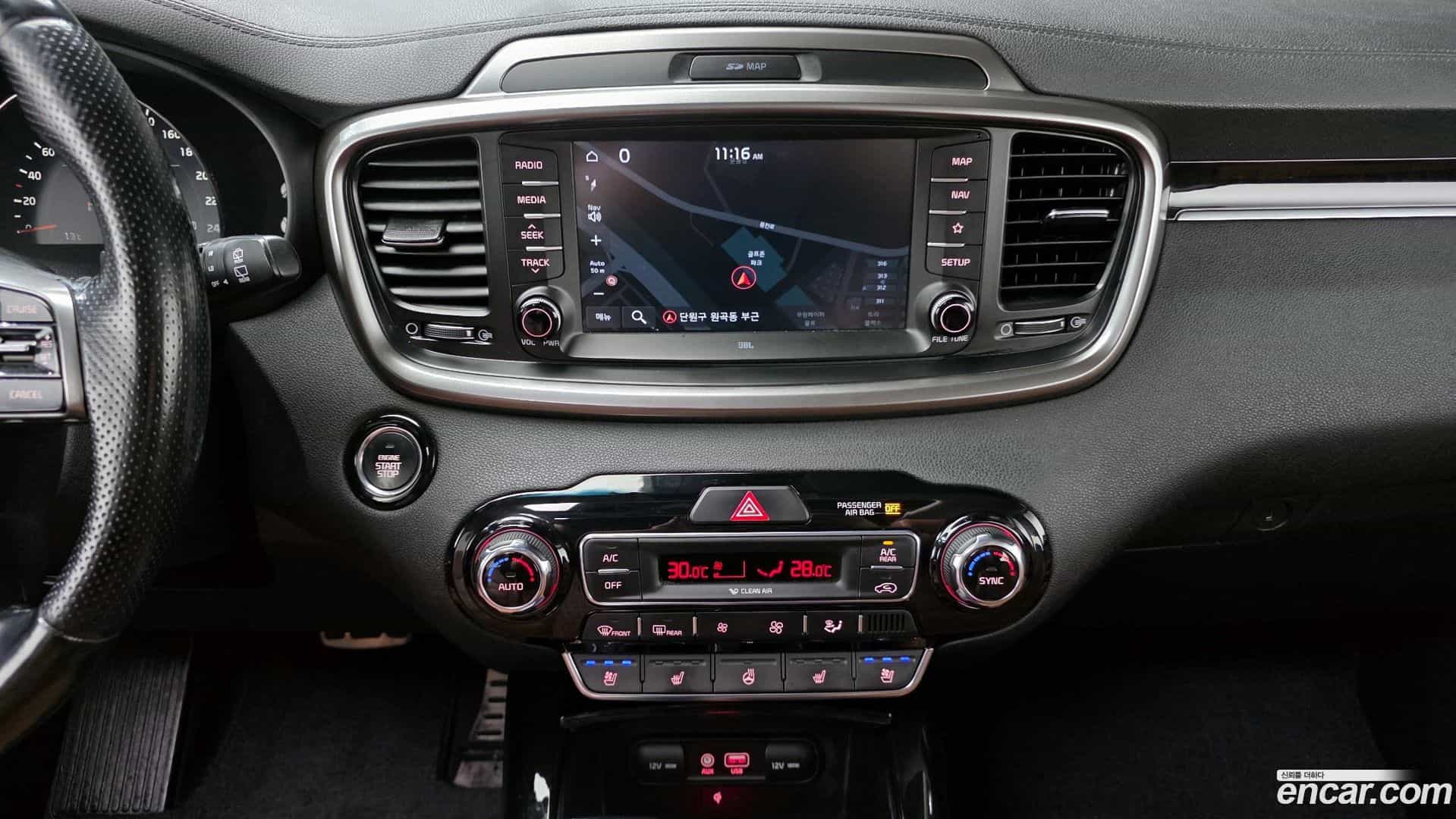 Sorento Kia 2017.9-OPTION-041