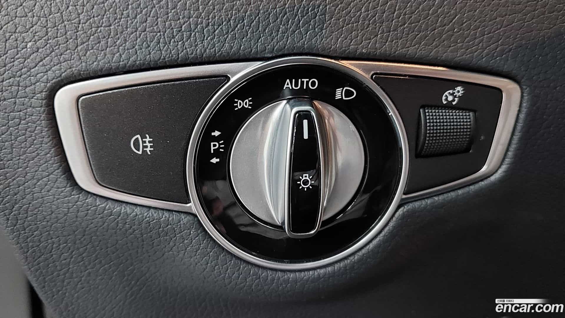 E-Class Mercedes-Benz 2021.7-OPTION-024