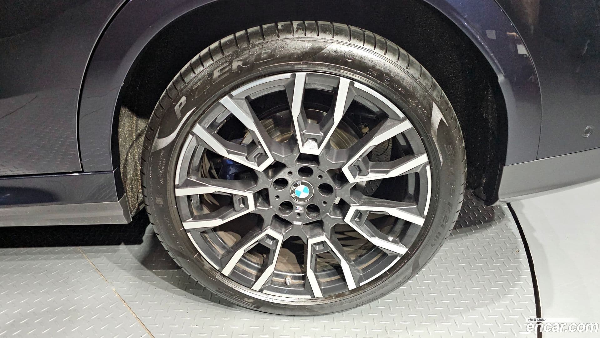 Main__Slider__Photo:X6 BMW 2023.7-20