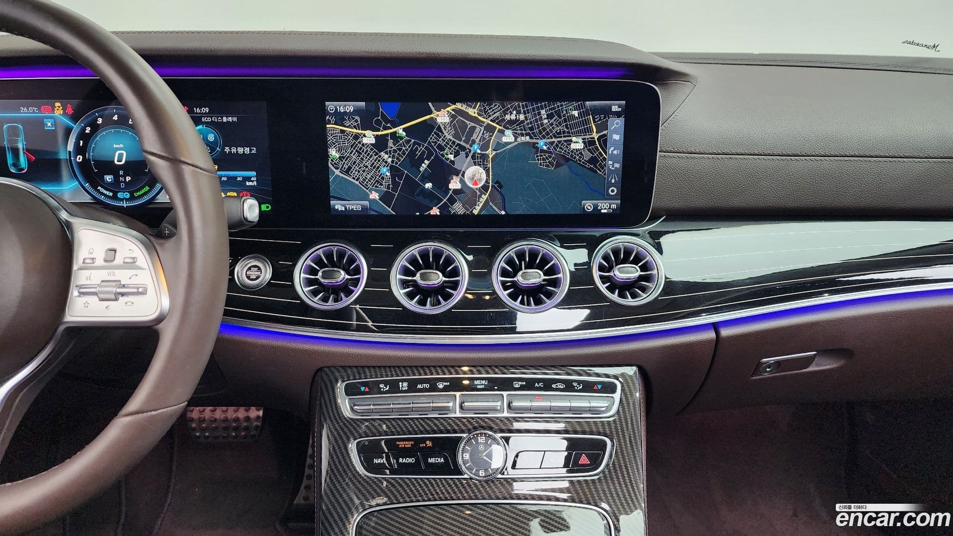 Main__Slider__Photo:CLS-Class Mercedes-Benz 2019.8-11
