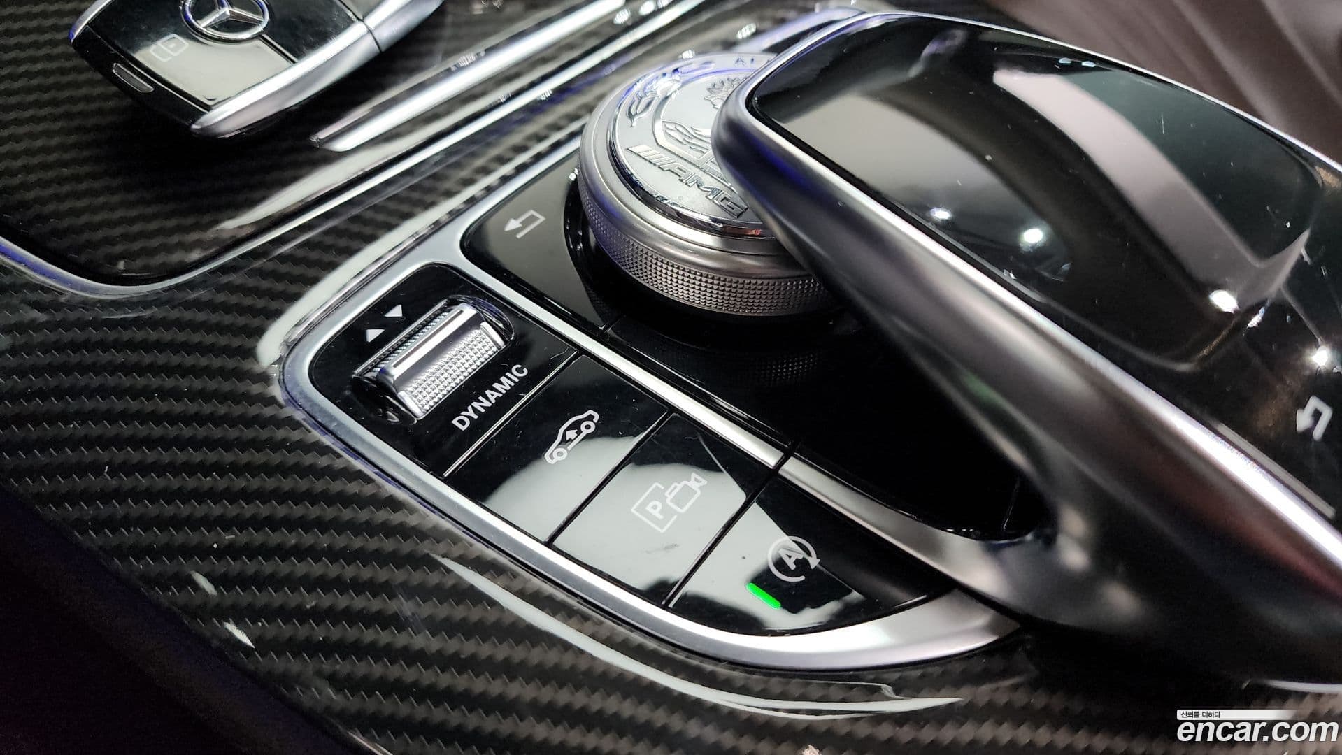 Main__Slider__Photo:CLS-Class Mercedes-Benz 2019.8-19